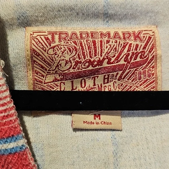 Trademark Brooklyn Cloth Red and Blue Striped Hoodie Size Medium - Picture 2 of 3